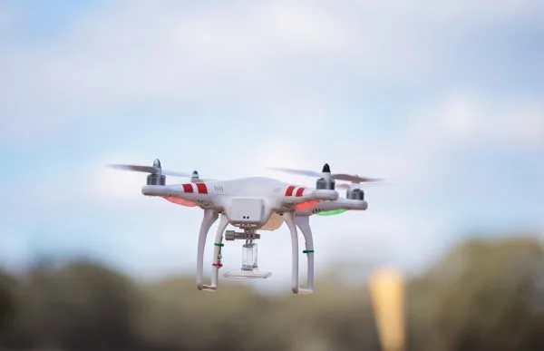 drone taivaalla